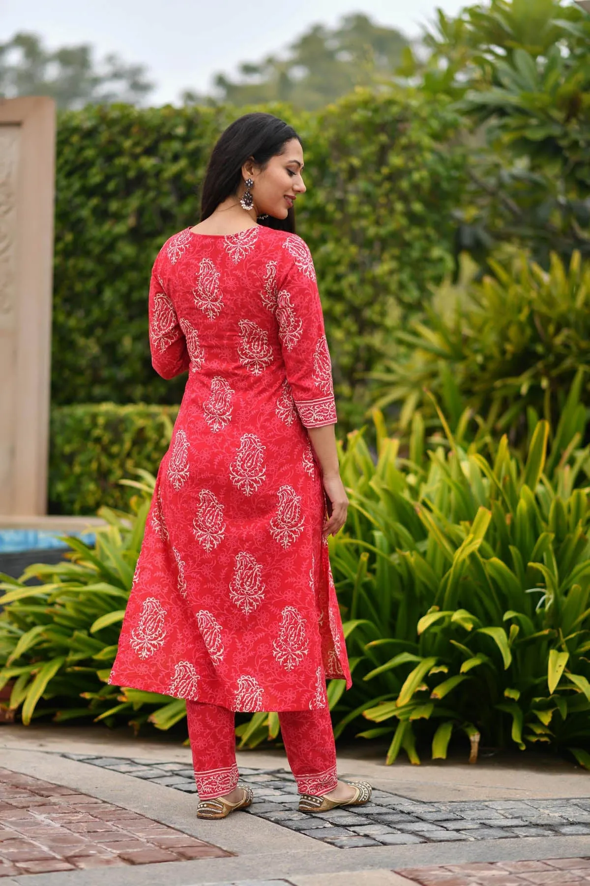 MULMUL KYNA BLOCK PRINTED KURTA-PANTS & DUPATTA SET