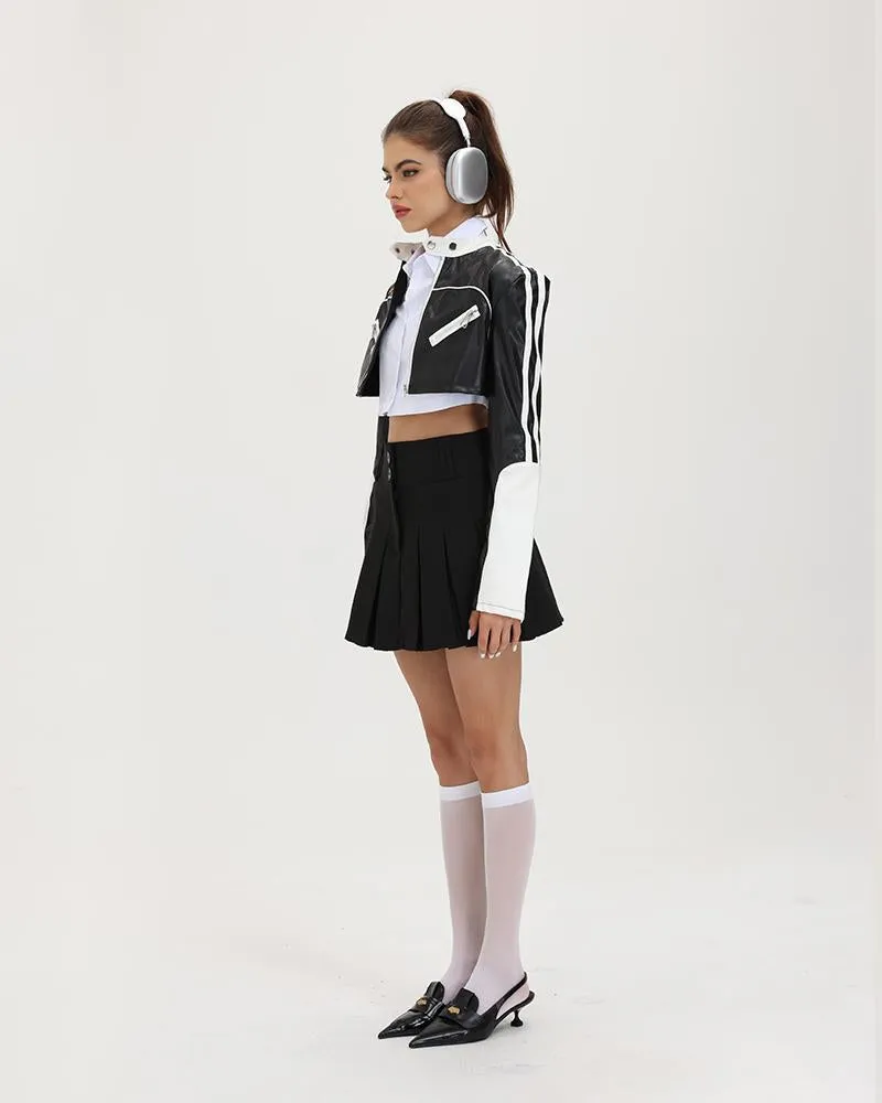 Naive Pleated Mini Skirt
