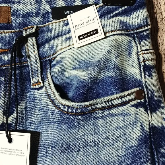 NEW Judy Blue Brink high waste wide leg raw hem 4 way stretch mineral wash 26
