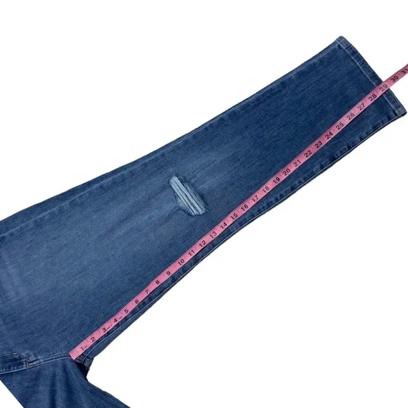 NWT Joe’s Jeans Lara Mid Rise Straight Leg Ankle 33