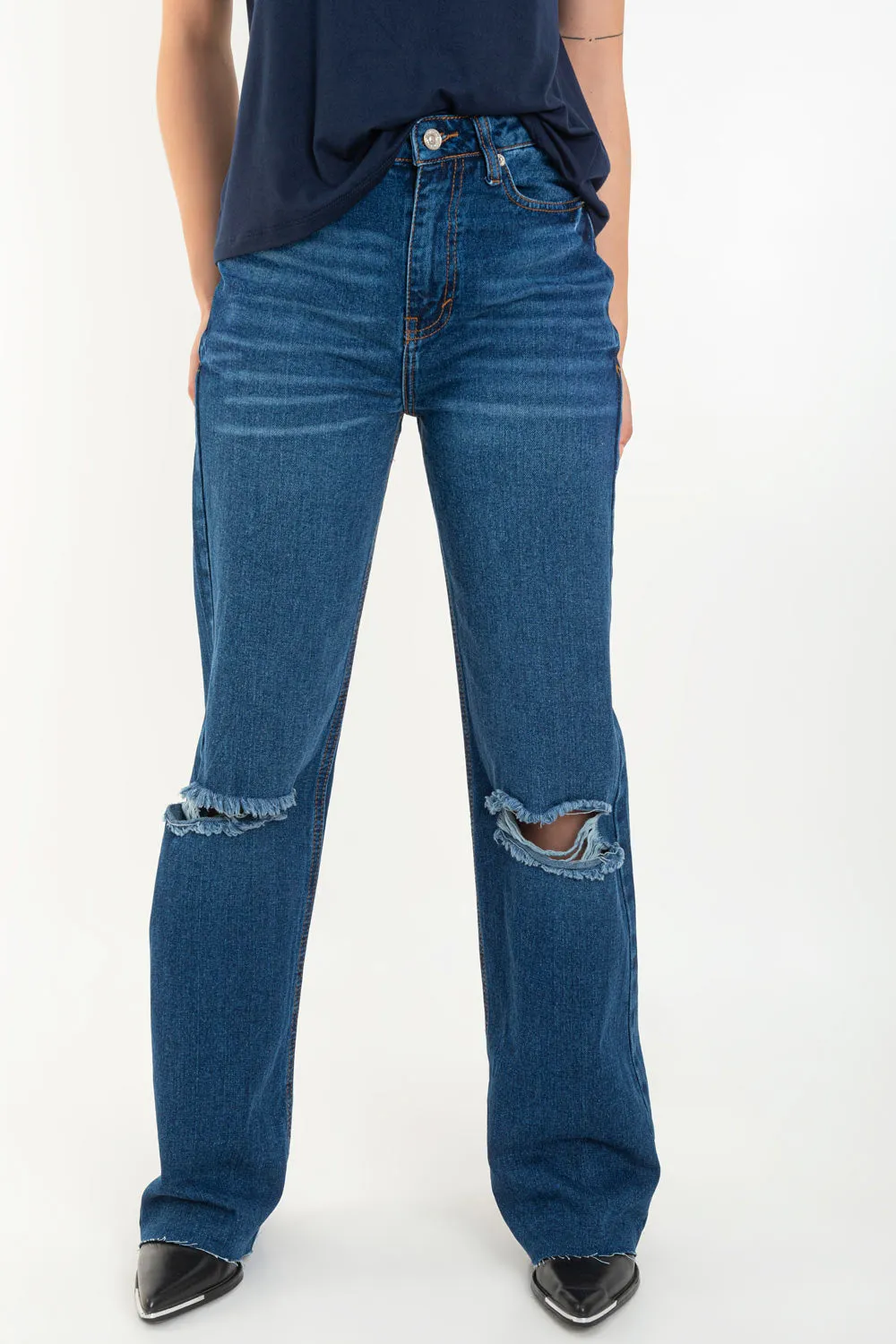 Pantalón denim wide leg con rotos