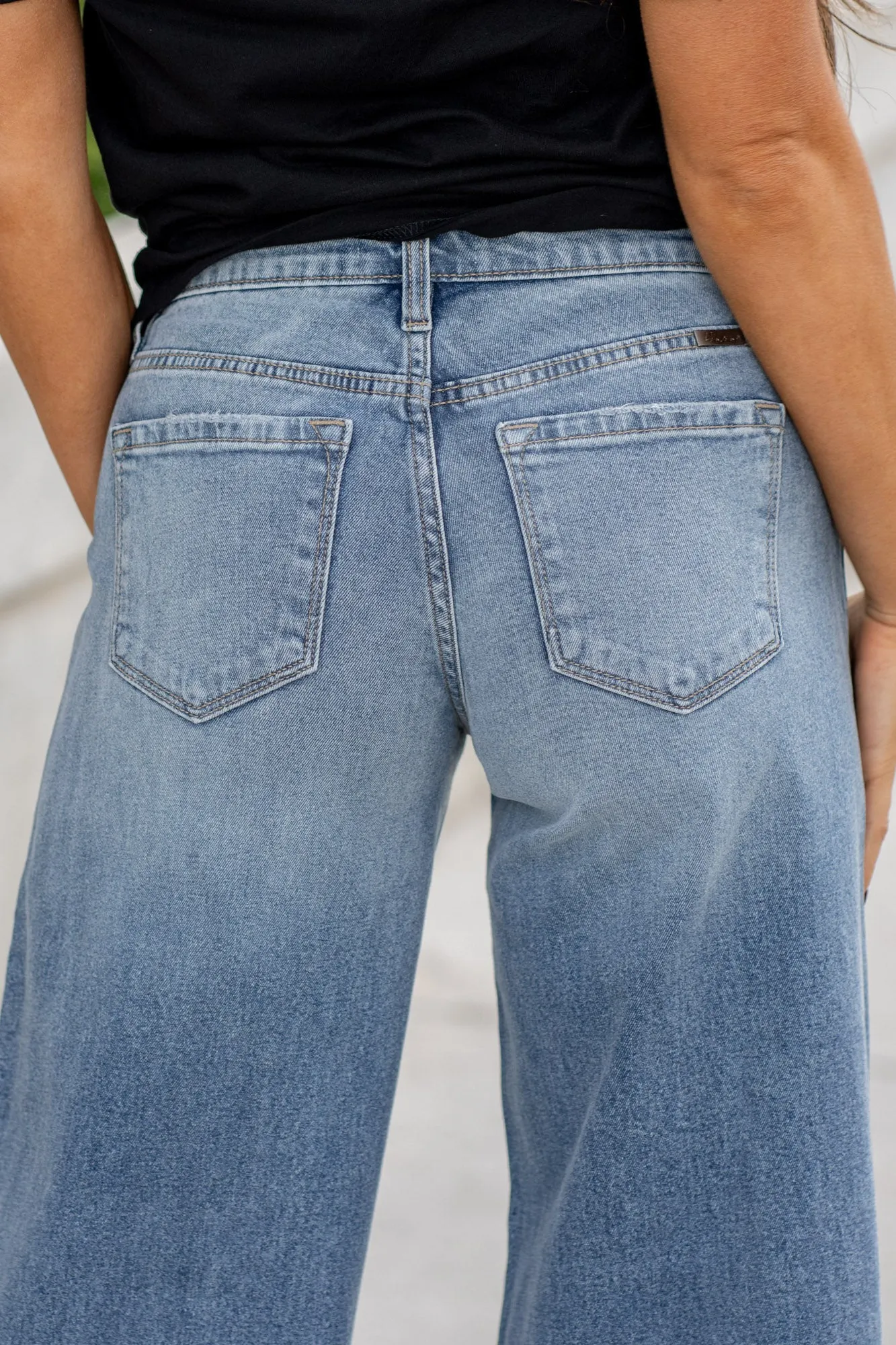Renee Mid Rise Super Wide Leg