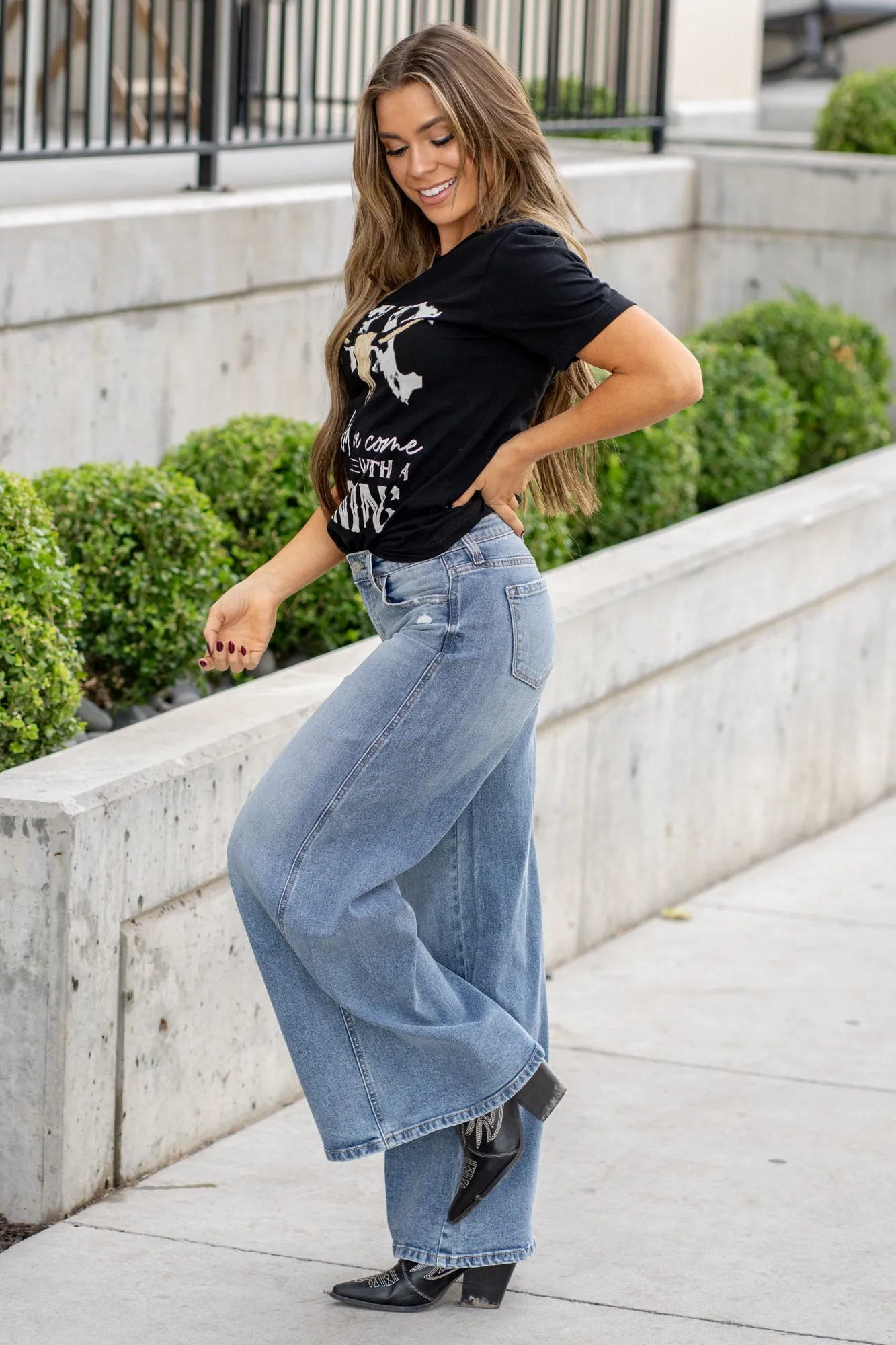 Renee Mid Rise Super Wide Leg