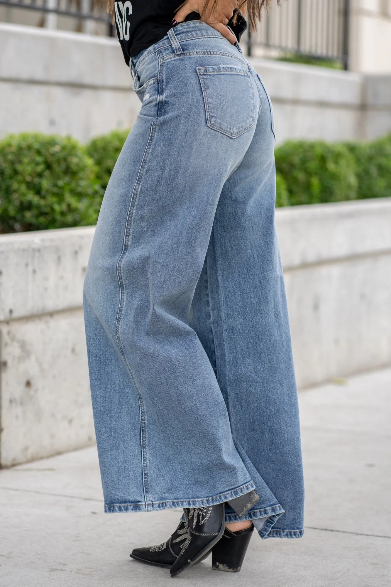 Renee Mid Rise Super Wide Leg