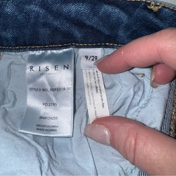 RISEN Kensley Jeans Size 9/29 NWOT