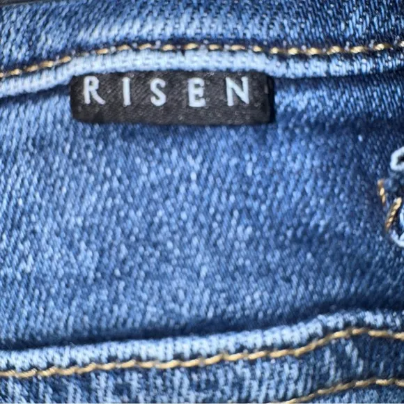 RISEN Kensley Jeans Size 9/29 NWOT