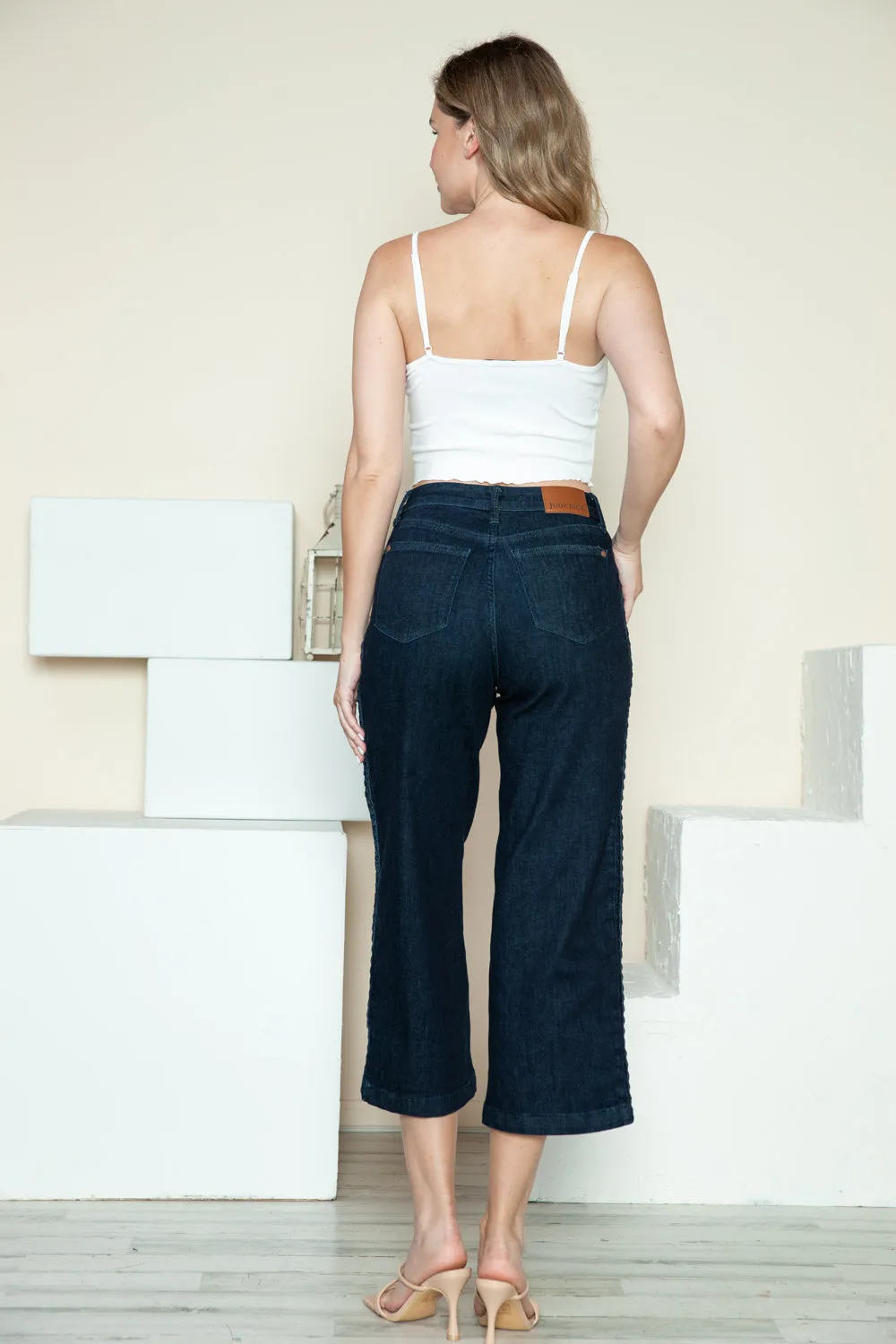 SIDE SEAM BRAID DETAIL CROP WIDE LEG JEANS