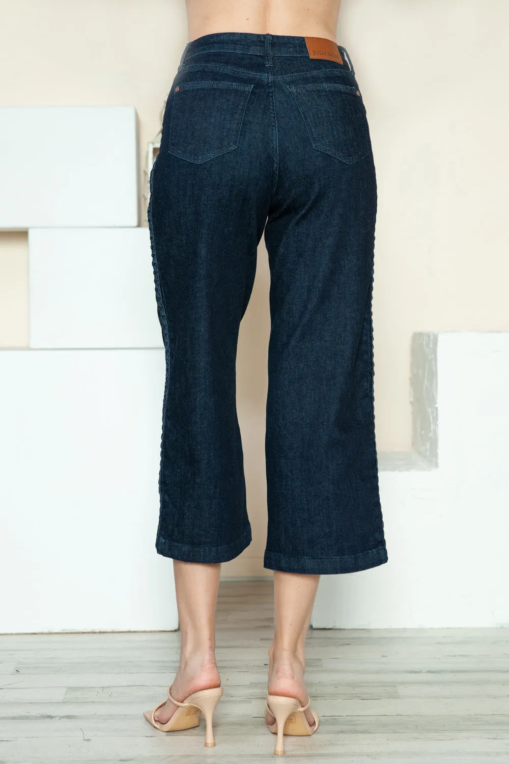 SIDE SEAM BRAID DETAIL CROP WIDE LEG JEANS