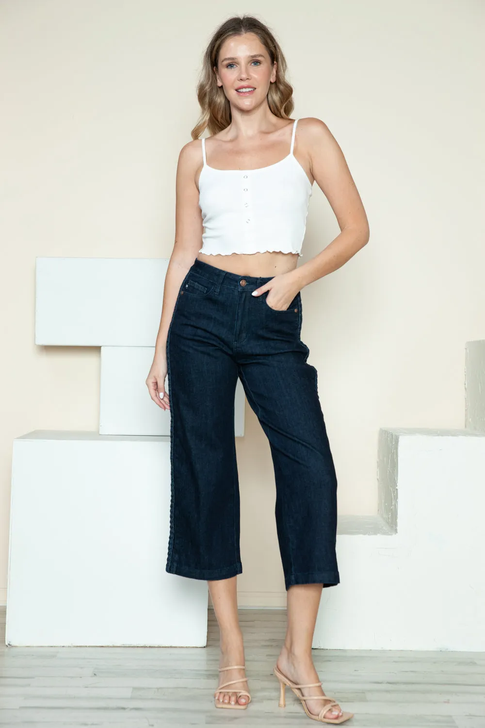 SIDE SEAM BRAID DETAIL CROP WIDE LEG JEANS