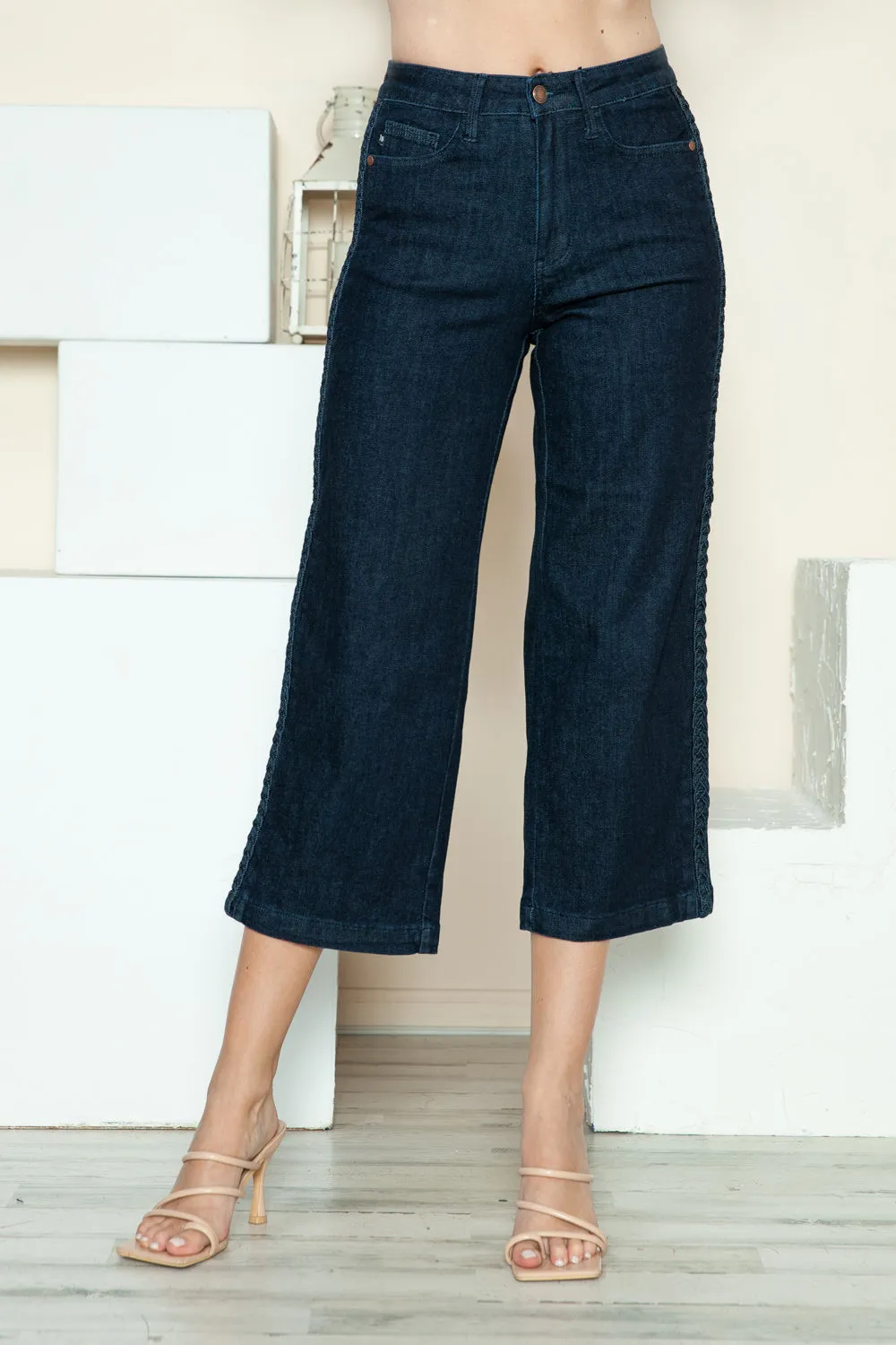 SIDE SEAM BRAID DETAIL CROP WIDE LEG JEANS