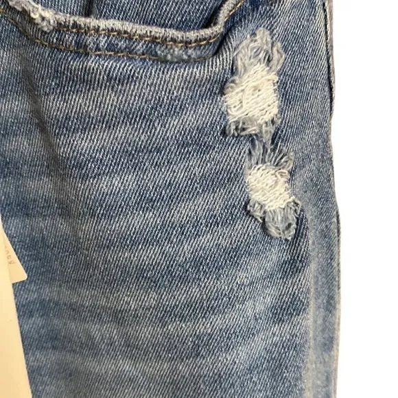 𝅺sincerely Jules wide leg super high rise distressed jeans with unfinished hem