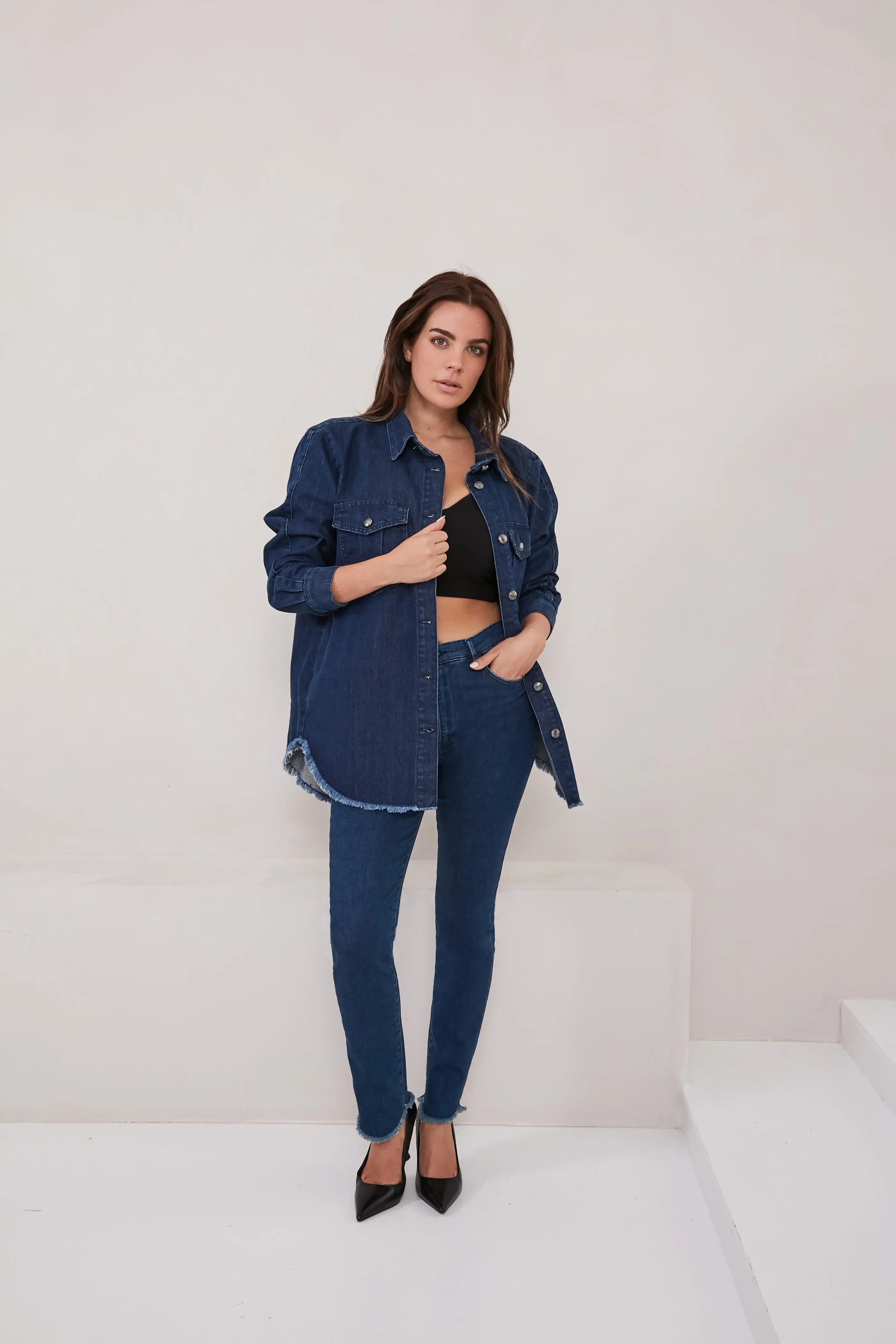 Slim Jeans With Scalopped Edge