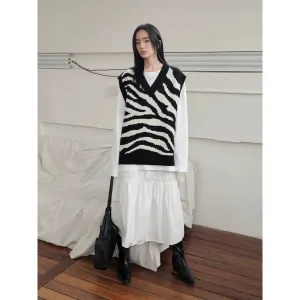 Sophisticated Cotton A-line Skirt