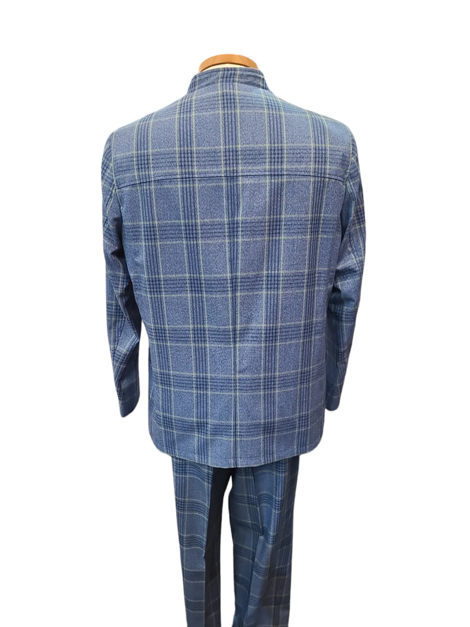 Steven Land Banded Collar Suit