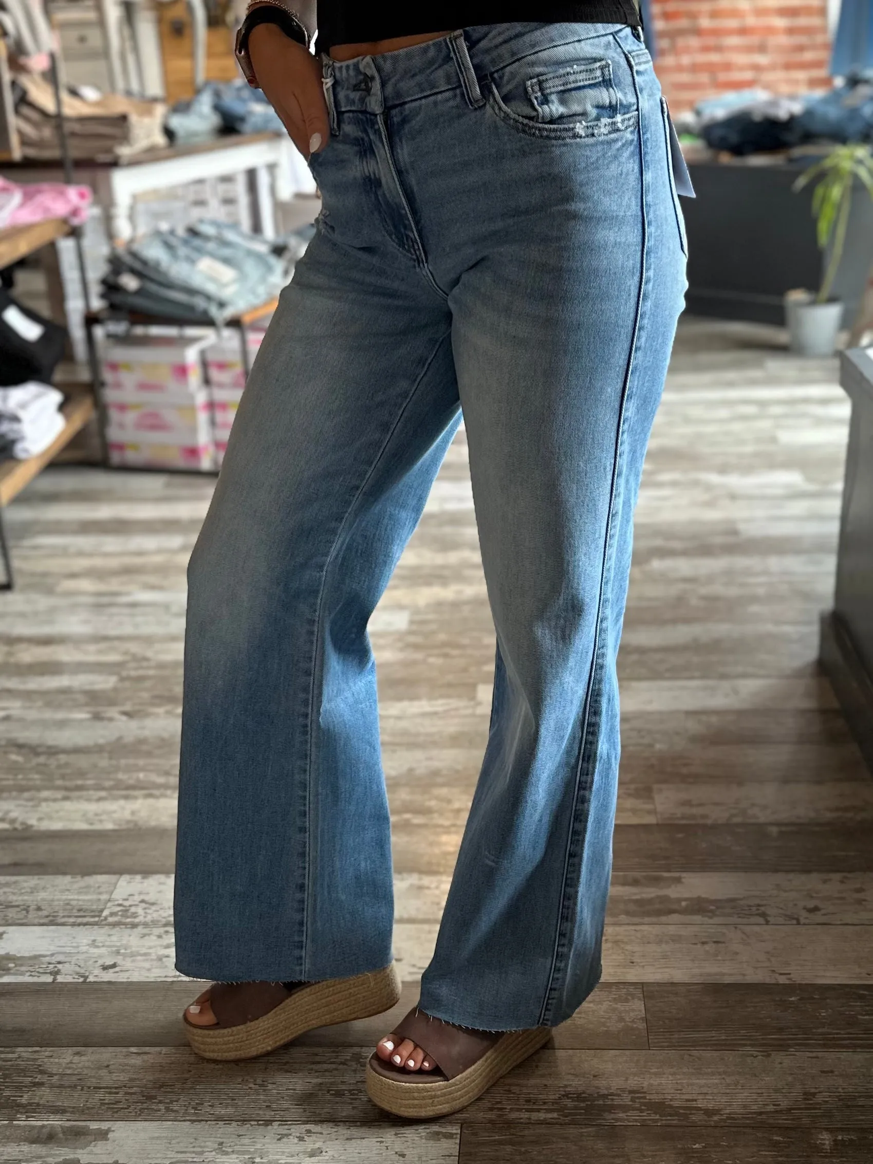 Vervet Olivia Wide Leg Cropped Jeans- Denim