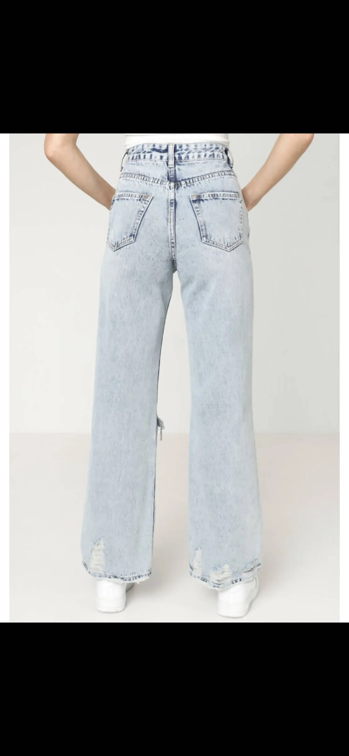 Wide leg jeans