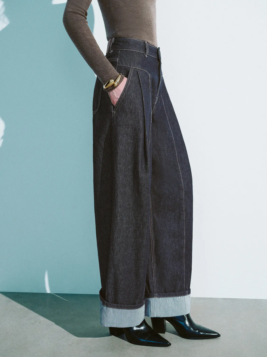 Wide-Leg Jeans