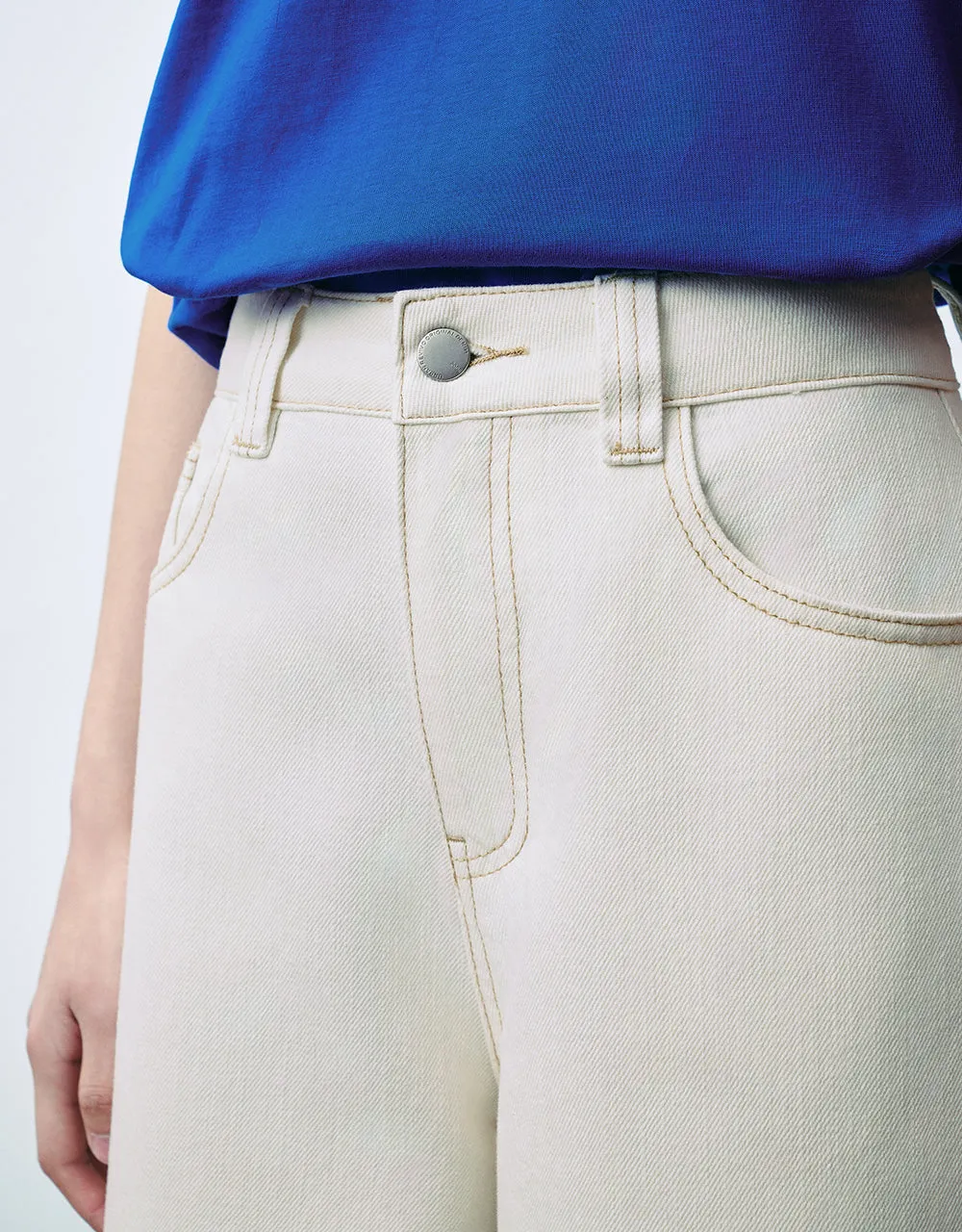 Wide-Leg Jeans