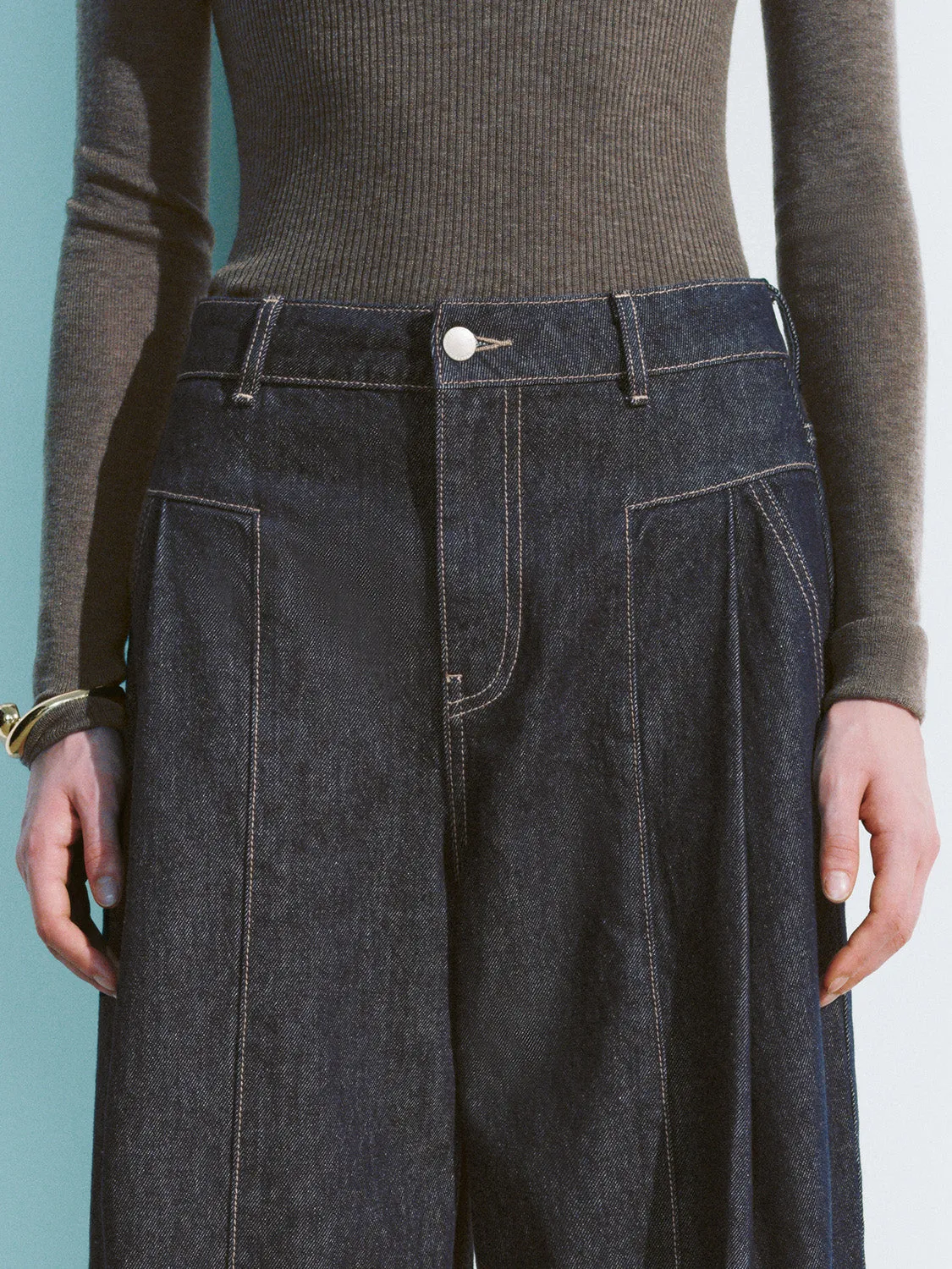 Wide-Leg Jeans