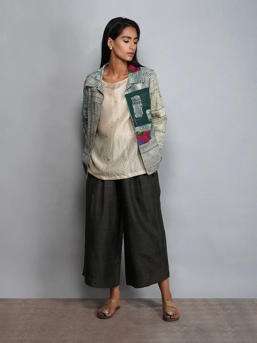 Yavi   I   Silk Top With Printed Pants And Scarf